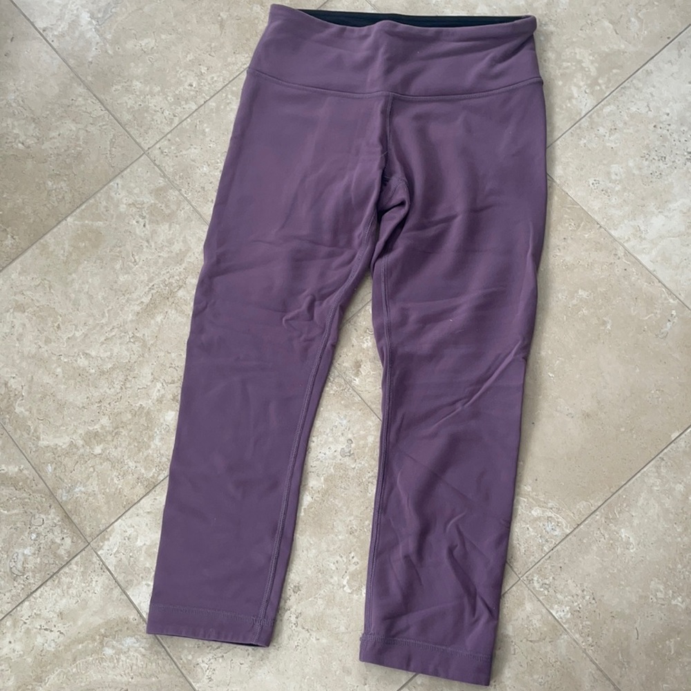 Lululemon Purple Cropped Leggings